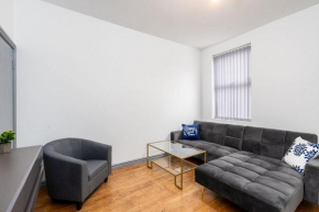 Great 5-bed home Coventry Centre